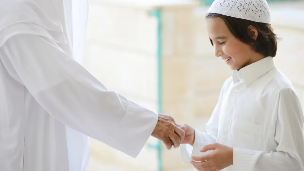 Contoh Berbagi dengan Sesama