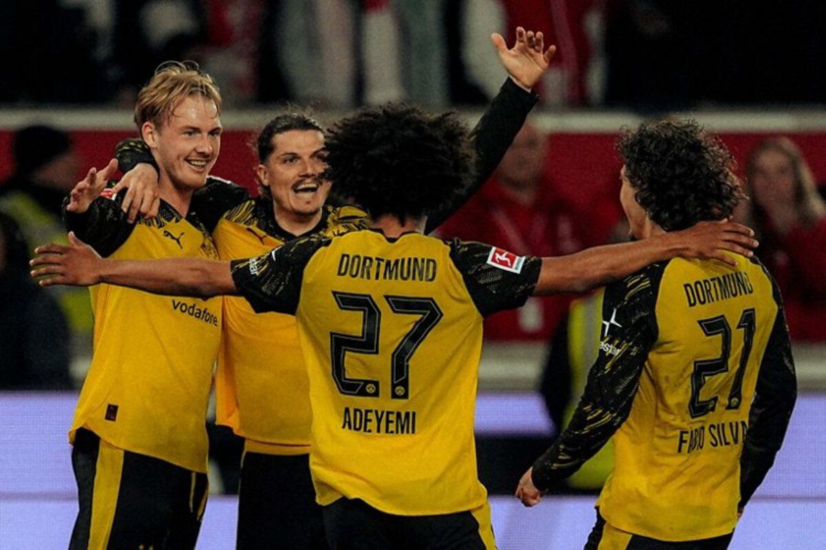 Dortmund kalahkan Stuttgart berkat dua gol masa injury