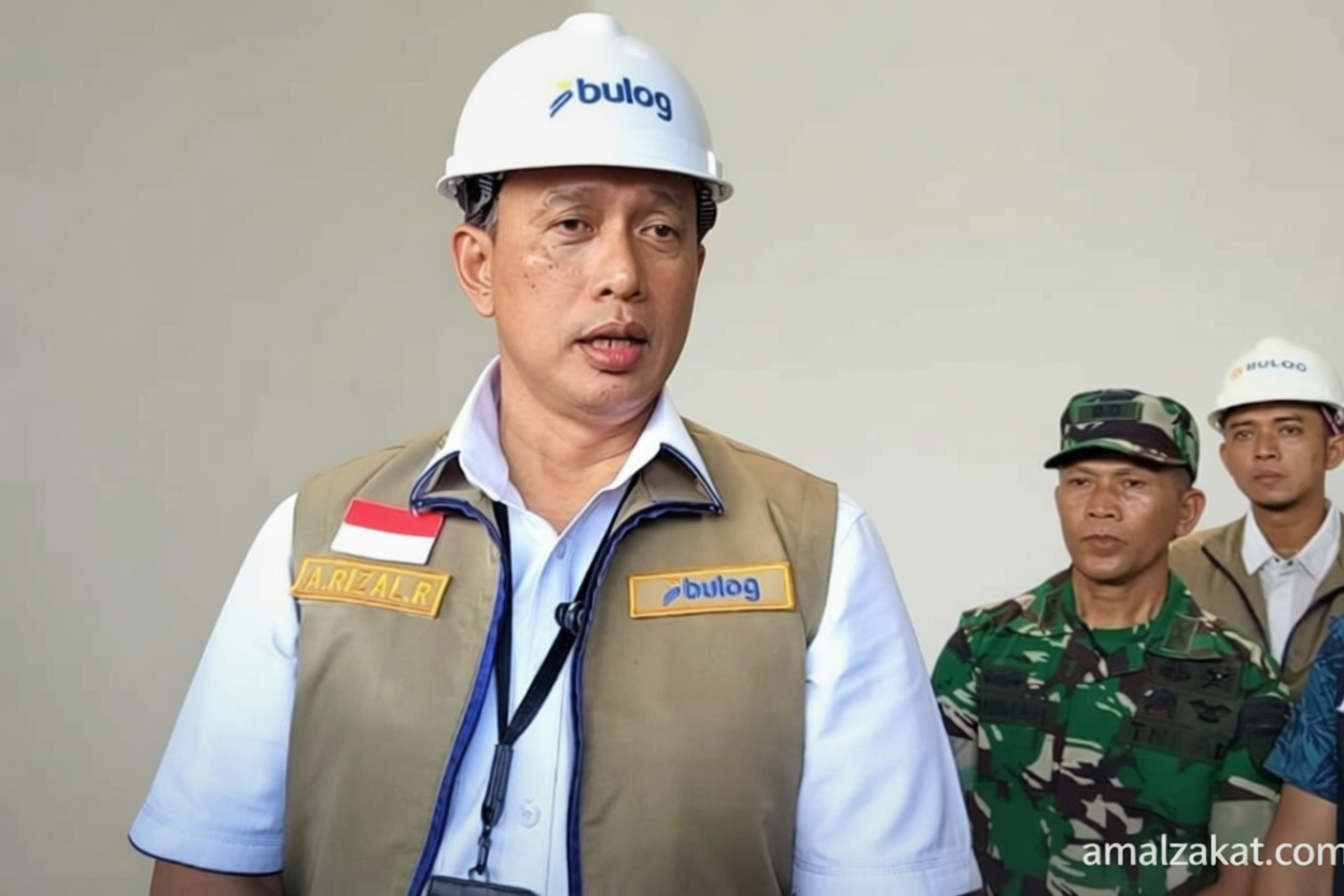 Strategi Penting: Dirut Perum Bulog cek gudang di Ngawi pastikan stok beras aman
