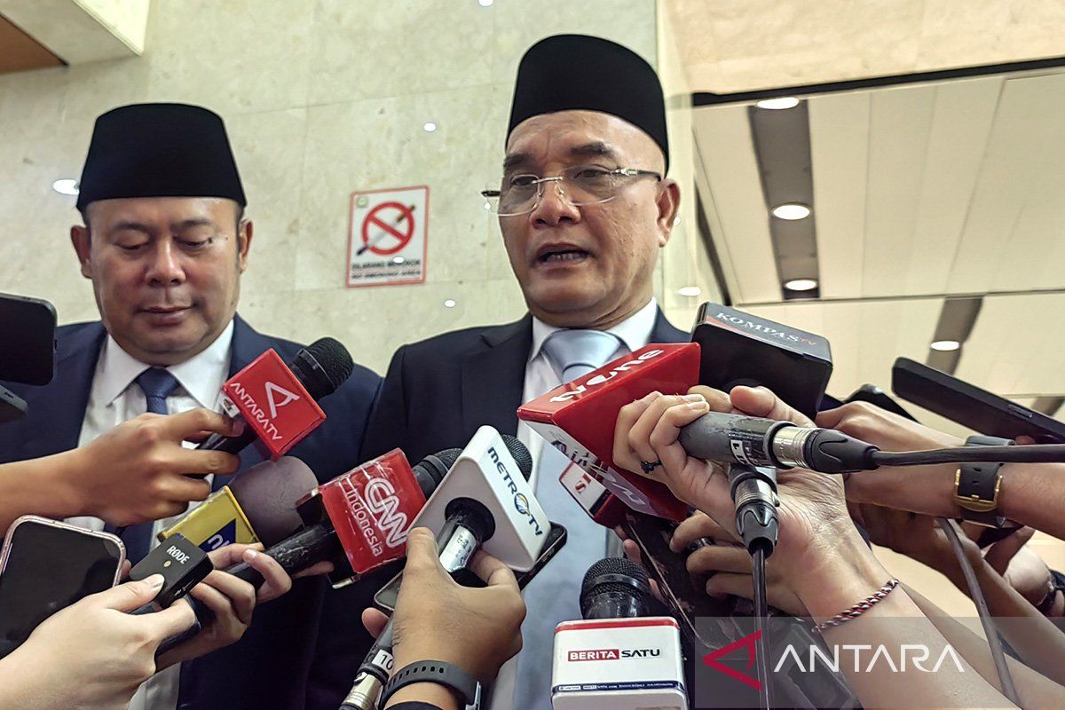 Yang Dibahas: DPR RI tekankan usulan tambahan biaya haji mesti ditanggung negara