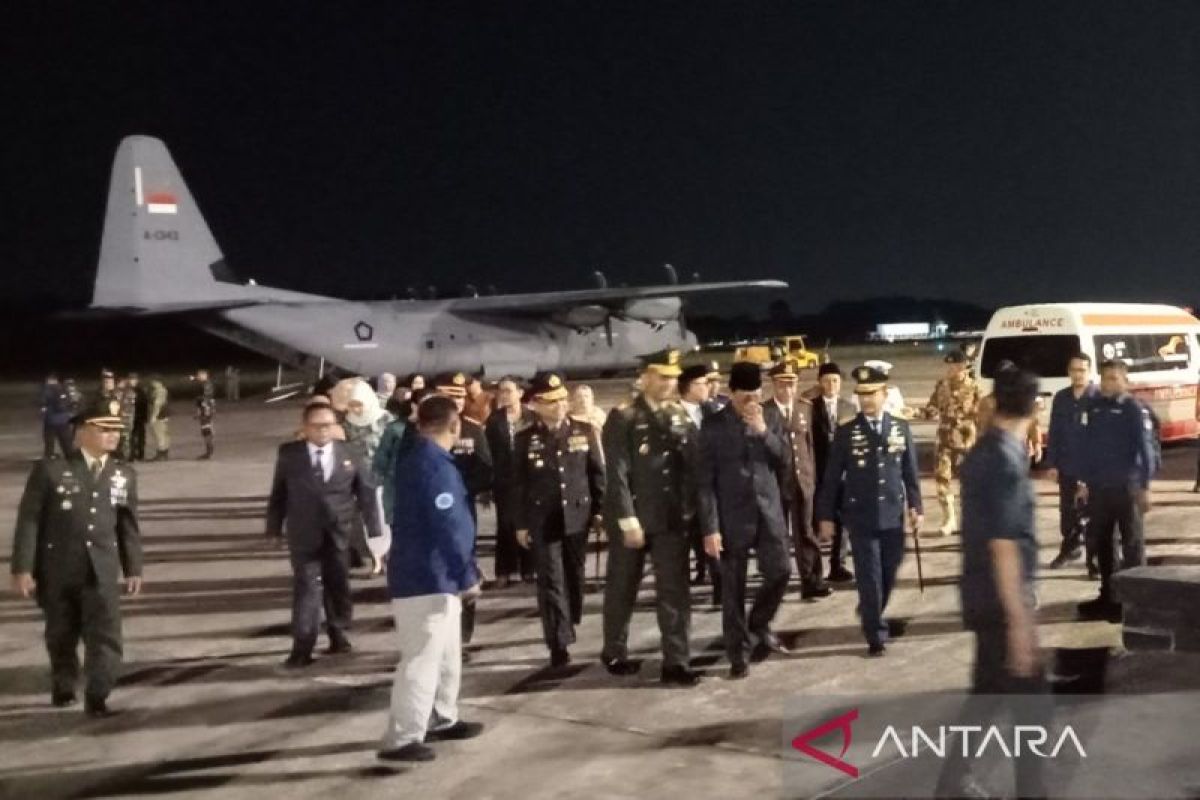 Isu Penting: Gubernur DIY harap peristiwa TNI gugur di Lebanon tidak terulang