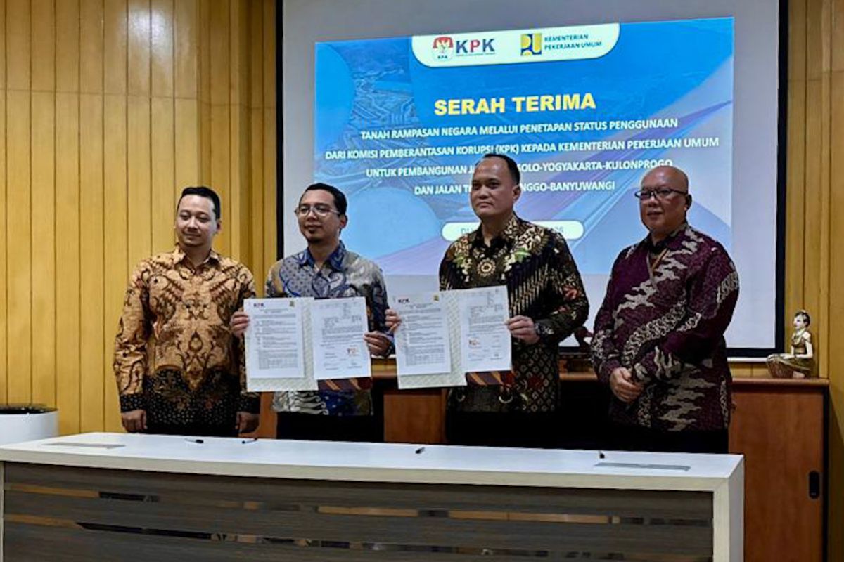 Program Terbaru: KPK serahkan aset rampasan negara senilai Rp3,88 M ke Kementerian PU