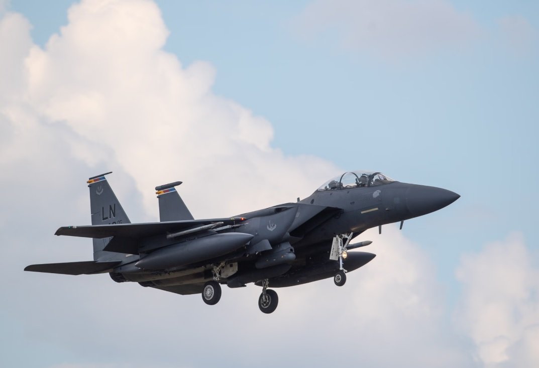 Iran Tembak Jatuh Jet Tempur Siluman F-15 – Ini Respons AS
