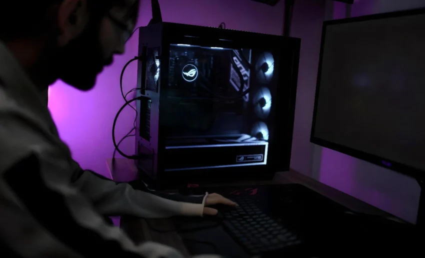 Agenda Utama: Membongkar Jeroan ROG GM700TZ: PC Pre-built Futuristik yang Bikin Hardcore Gamer Merinding