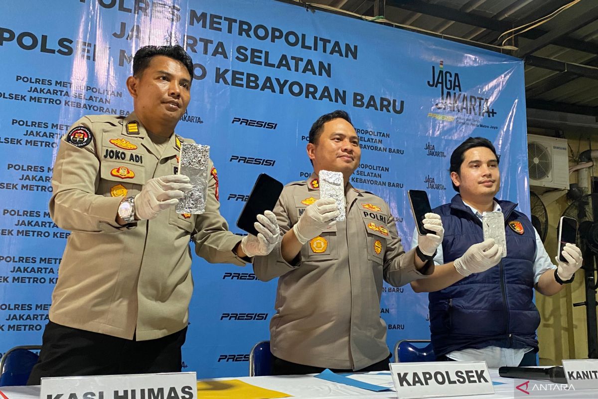 Polisi ungkap modus penadah nyamar jadi pihak Apple untuk bobol iCloud