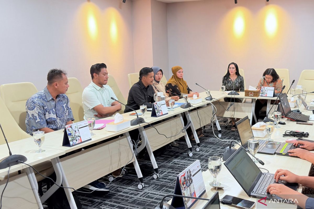 Topics Covered: Rieke Pitaloka: Kasus kekerasan majikan tak bisa diselesaikan lewat RJ